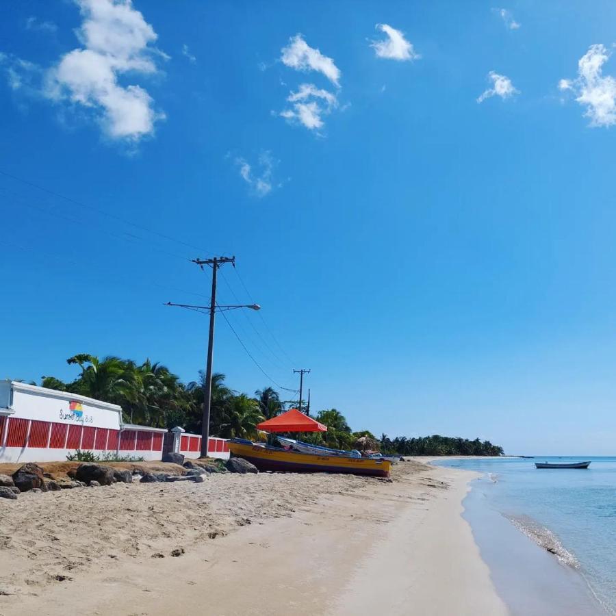 Sunset Bay B&B Brig Bay Εξωτερικό φωτογραφία